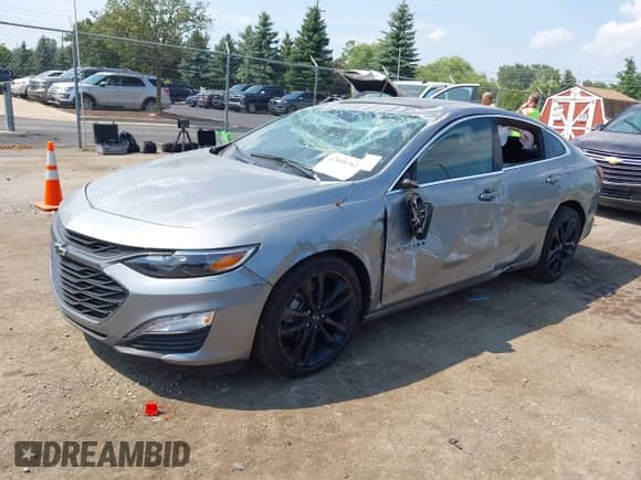 2025 Chevrolet Malibu LT с VIN 1G1ZD5STXSF116718, выставлен на аукционе IAAI как лот 42898782 с пробегом 14 931 миль миль и . История ставок и продаж доступна на DreamBid. Изображение 16.