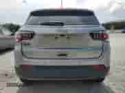 2021 Jeep Compass Limited z VIN 3C4NJCCB2MT559401, wystawiony jako Copart lot #68900645 z przebiegiem 76 940 mil mil oraz Szkoda całkowita • Salvage title. Historia ofert i sprzedaży dostępna na DreamBid. Obrazek 6.