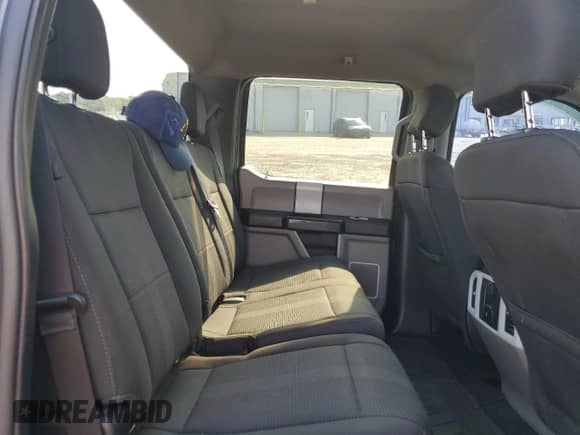 2019 Ford F-150 XL с VIN 1FTEW1CP9KKC29237, выставлен на аукционе Copart как лот 70130015 с пробегом 220 489 миль миль и Списание • Salvage title. История ставок и продаж доступна на DreamBid. Изображение 10.