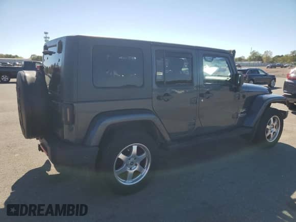 2007 Jeep Wrangler Unlimited Sahara z VIN 1J4GA591X7L147255, wystawiony jako Copart lot #82341025 z przebiegiem 189 755 mil mil oraz Czysty tytuł • Clean title. Historia ofert i sprzedaży dostępna na DreamBid. Obrazek 3.