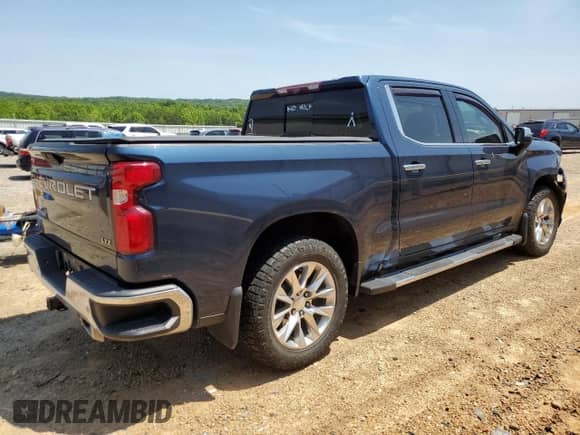 2020 Chevrolet Silverado 1500 LTZ с VIN 3GCUYGETXLG386691, выставлен на аукционе Copart как лот 57436225 с пробегом 107 183 миль миль и Списание • Salvage title. История ставок и продаж доступна на DreamBid. Изображение 3.