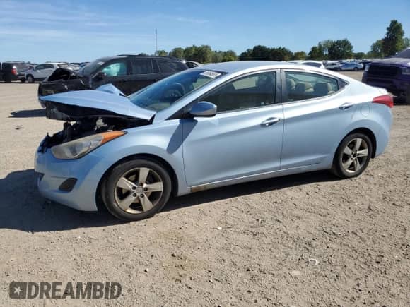 2011 Hyundai Elantra GLS z VIN KMHDH4AE2BU103794, wystawiony jako Copart lot #81964665 z przebiegiem 229 174 mil mil oraz Czysty tytuł • Clean title. Historia ofert i sprzedaży dostępna na DreamBid. Obrazek 1.