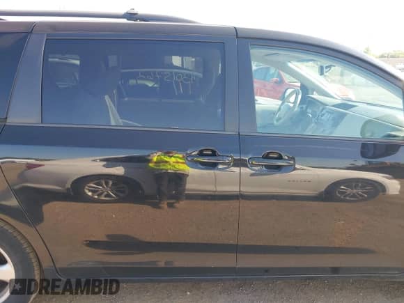 2012 Toyota Sienna LE AAS with VIN 5TDKK3DC5CS238128, listed as a IAAI auction lot 43015762 with 298,422 mi miles and . Bid and sale history available at DreamBid. Image 13.