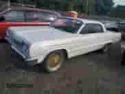 1964 Chevrolet Impala z VIN 41447F251462, wystawiony jako Copart lot #71599605 z przebiegiem 98 219 mil mil oraz Szkoda całkowita • Salvage title. Historia ofert i sprzedaży dostępna na DreamBid. Obrazek 1.