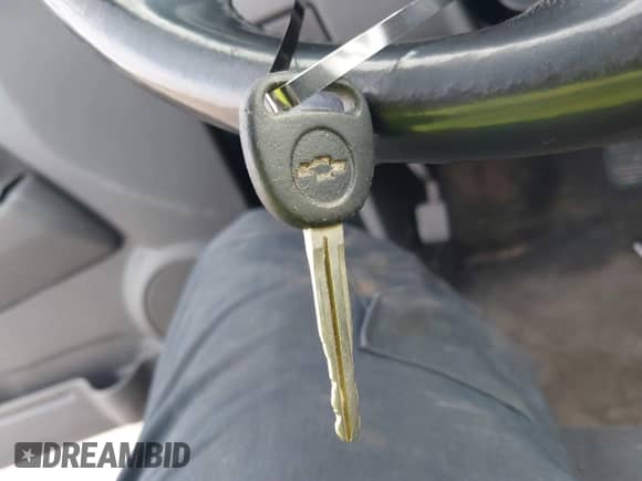 2005 Chevrolet Colorado LS Z71 z VIN 1GCDS196358170810, wystawiony jako IAAI lot #41516338 z przebiegiem 147 901 mil mil oraz . Historia ofert i sprzedaży dostępna na DreamBid. Obrazek 11.