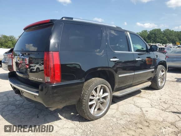 2014 Cadillac Escalade Luxury z VIN 1GYS4BEF0ER210407, wystawiony jako Copart lot #66033955 z przebiegiem Nie podano mil oraz Szkoda całkowita • Salvage title. Historia ofert i sprzedaży dostępna na DreamBid. Obrazek 3.