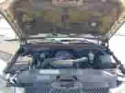 2002 Chevrolet Avalanche с VIN 3GNEK13T62G106227, выставлен на аукционе IAAI как лот 42257111 с пробегом 178 328 миль миль и . История ставок и продаж доступна на DreamBid. Изображение 10.