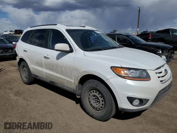 2010 Hyundai Santa Fe SE с VIN 5NMSHDAG9AH362169, выставлен на аукционе Copart как лот 52580985 с пробегом 267 326 миль миль и Списание • Salvage title. История ставок и продаж доступна на DreamBid. Изображение 4.