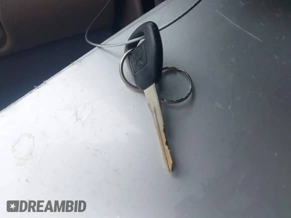 2001 Honda Accord EX с VIN 1HGCG16501A047043, выставлен на аукционе IAAI как лот 43333762 с пробегом 194 614 миль миль и . История ставок и продаж доступна на DreamBid. Изображение 11.