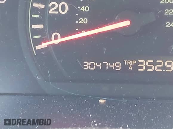 2004 Honda Accord EX с VIN JHMCM55644C023988, выставлен на аукционе IAAI как лот 42529274 с пробегом 304 749 миль миль и . История ставок и продаж доступна на DreamBid. Изображение 15.