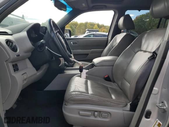 2009 Honda Pilot Touring with VIN 5FNYF48929B016937, listed as a Copart auction lot 86481055 with 164,969 mi miles and Clean title. Bid and sale history available at DreamBid. Image 7.