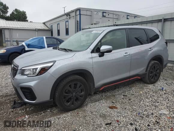 2019 Subaru Forester Special Sports z VIN JF2SKAPCXKH438961, wystawiony jako Copart lot #67034355 z przebiegiem 73 119 mil mil oraz Szkoda całkowita • Salvage title. Historia ofert i sprzedaży dostępna na DreamBid. Obrazek 1.