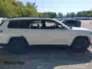 2023 Jeep Grand Cherokee Limited с VIN 1C4RJKBGXP8838834, выставлен на аукционе IAAI как лот 43327600 с пробегом 53 295 миль миль и . История ставок и продаж доступна на DreamBid. Изображение 13.