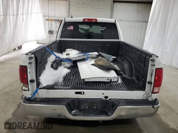 2023 Ram 1500 Tradesman z VIN 1C6RR7FT2PS528376, wystawiony jako Copart lot #43940675 z przebiegiem Nie podano mil oraz Czysty tytuł • Clean title. Historia ofert i sprzedaży dostępna na DreamBid. Obrazek 6.