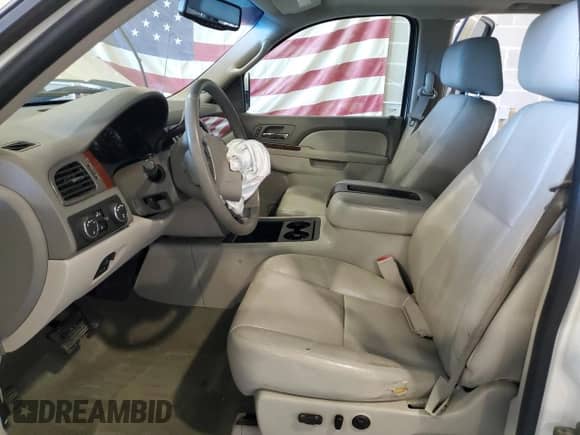 2012 Chevrolet Silverado 1500 LTZ with VIN 1GCPKTE71CF122304, listed as a Copart auction lot 85088215 with 217,510 mi miles and Salvage title. Bid and sale history available at DreamBid. Image 7.
