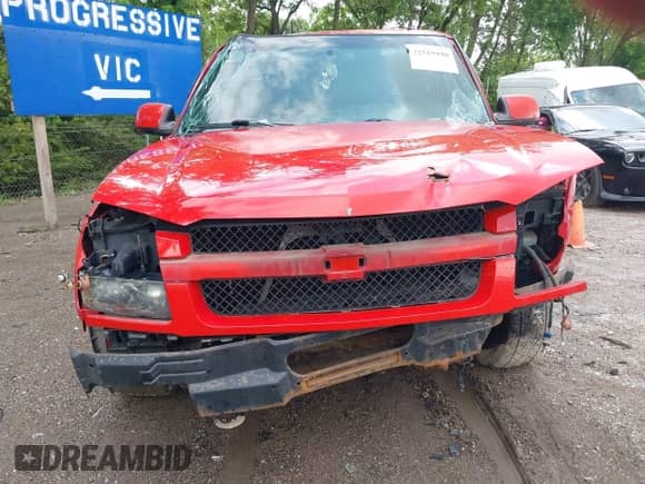 2002 Chevrolet Avalanche with VIN 3GNEK13T12G152337, listed as a IAAI auction lot 42515940 with 160,000 mi miles and . Bid and sale history available at DreamBid. Image 12.
