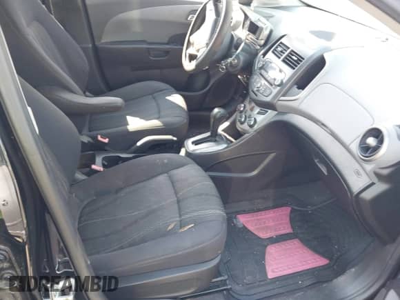 2012 Chevrolet Sonic LT с VIN 1G1JC6SH8C4168590, выставлен на аукционе IAAI как лот 43227989 с пробегом 174 639 миль миль и . История ставок и продаж доступна на DreamBid. Изображение 5.