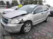 2007 Dodge Caliber SXT z VIN 1B3HB48B37D528162, wystawiony jako IAAI lot #43432220 z przebiegiem 95 469 mil mil oraz . Historia ofert i sprzedaży dostępna na DreamBid. Obrazek 17.