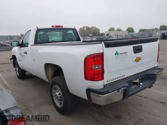 2012 Chevrolet Silverado 2500HD Work Truck z VIN 1GB0CVCG8CF145676, wystawiony jako IAAI lot #41835188 z przebiegiem 88 412 mil mil oraz . Historia ofert i sprzedaży dostępna na DreamBid. Obrazek 14.