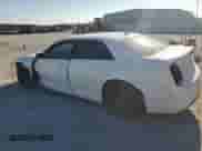 2019 Chrysler 300 S с VIN 2C3CCABGXKH585550, выставлен на аукционе Copart как лот 70590015 с пробегом 87 257 миль миль и Списание • Salvage title. История ставок и продаж доступна на DreamBid. Изображение 2.