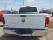 2020 Ram 1500 SLT z VIN 1C6RR6TT3LS102642, wystawiony jako IAAI lot #42458696 z przebiegiem 101 480 mil mil oraz . Historia ofert i sprzedaży dostępna na DreamBid. Obrazek 16.