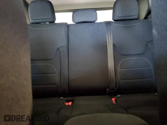 2018 Jeep Renegade Latitude with VIN ZACCJABB9JPJ63804, listed as a Copart auction lot 82304035 with 26,042 mi miles and Salvage title. Bid and sale history available at DreamBid. Image 10.
