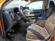 2017 Chevrolet Colorado 2WD LT с VIN 1GCGSCEN5H1321407, выставлен на аукционе Copart как лот 68006135 с пробегом 140 045 миль миль и Списание • Salvage title. История ставок и продаж доступна на DreamBid. Изображение 7.