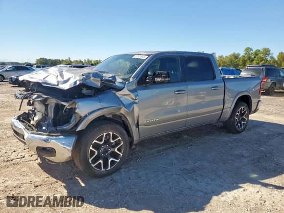 2025 Ram 1500 Laramie с VIN 1C6SRFJPXSN542426, выставлен на аукционе Copart как лот 87101845 с пробегом 6 545 миль миль и Списание • Salvage title. История ставок и продаж доступна на DreamBid. Изображение 1.