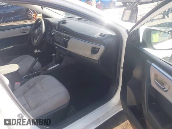 2016 Toyota Corolla L with VIN 5YFBURHEXGP566670, listed as a IAAI auction lot 43290844 with 230,541 mi miles and . Bid and sale history available at DreamBid. Image 5.