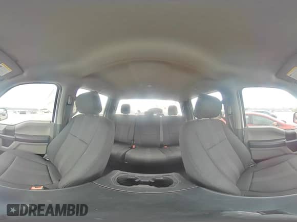 2019 Ford F-150 XL z VIN 1FTEW1E40KKE93000, wystawiony jako Copart lot #65140535 z przebiegiem 135 496 mil mil oraz Szkoda całkowita • Salvage title. Historia ofert i sprzedaży dostępna na DreamBid. Obrazek 14.