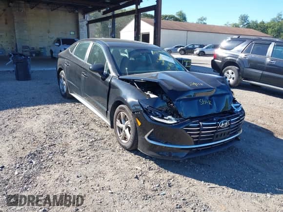 2021 Hyundai Sonata SE z VIN 5NPEG4JAXMH078164, wystawiony jako IAAI lot #43314443 z przebiegiem 55 744 mil mil oraz . Historia ofert i sprzedaży dostępna na DreamBid. Obrazek 1.