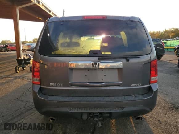 2015 Honda Pilot EX-L с VIN 5FNYF4H53FB019919, выставлен на аукционе Copart как лот 84958405 с пробегом 67 046 миль миль и Списание • Salvage title. История ставок и продаж доступна на DreamBid. Изображение 6.
