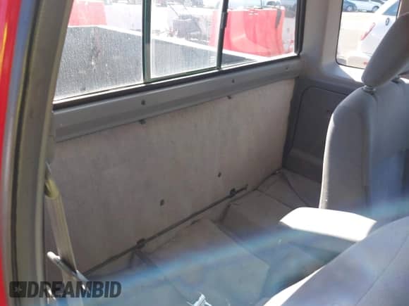 1998 Nissan Frontier XE с VIN 1N6DD26S6WC378984, выставлен на аукционе IAAI как лот 43497551 с пробегом 309 503 миль миль и . История ставок и продаж доступна на DreamBid. Изображение 8.