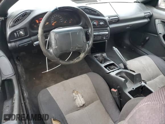 1995 Chevrolet Camaro with VIN 2G1FP22S9S2210428, listed as a Copart auction lot 84870794 with 230,112 mi miles and Clean title. Bid and sale history available at DreamBid. Image 8.