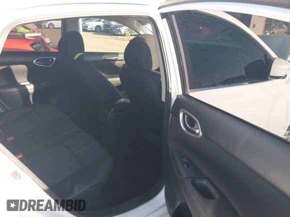 2017 Nissan Sentra SR с VIN 3N1AB7APXHY282929, выставлен на аукционе IAAI как лот 42814931 с пробегом 101 858 миль миль и . История ставок и продаж доступна на DreamBid. Изображение 8.