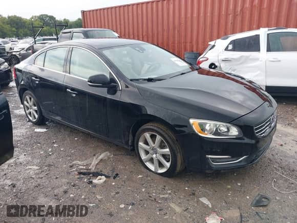 2016 Volvo S60 T5 Drive-E Premier z VIN YV126MFK4G2413197, wystawiony jako IAAI lot #42628347 z przebiegiem 98 174 mil mil oraz . Historia ofert i sprzedaży dostępna na DreamBid. Obrazek 1.