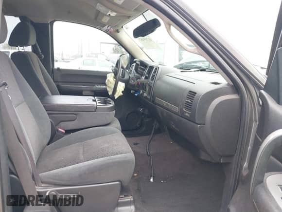 2007 GMC Sierra 1500 SLE1 with VIN 1GTEC19C57Z584076, listed as a IAAI auction lot 41755487 with 243,169 mi miles and . Bid and sale history available at DreamBid. Image 5.