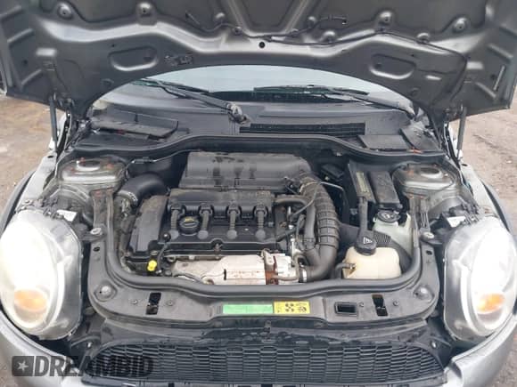 2010 MINI Hardtop S with VIN WMWMF7C50ATZ69679, listed as a IAAI auction lot 43344624 with 117,849 mi miles and . Bid and sale history available at DreamBid. Image 10.
