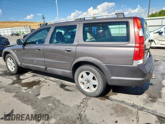 2005 Volvo XC70 с VIN YV1SZ592X51178090, выставлен на аукционе Copart как лот 69258715 с пробегом 131 520 миль миль и Чистый • Clean title. История ставок и продаж доступна на DreamBid. Изображение 2.