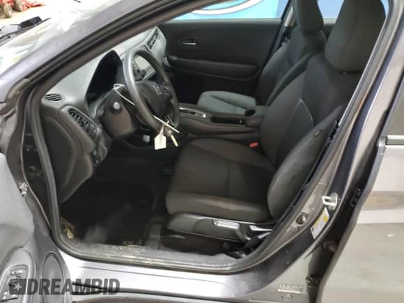 2019 Honda HR-V LX with VIN 3CZRU6H34KG724232, listed as a Copart auction lot 87360695 with 30,220 mi miles and Salvage title. Bid and sale history available at DreamBid. Image 7.