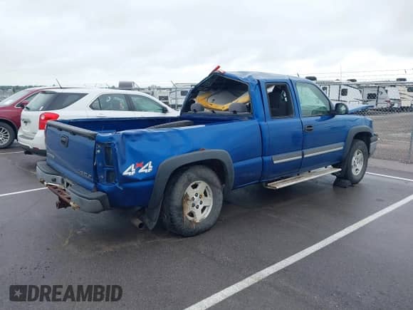 2003 Chevrolet Silverado 1500 с VIN 2GCEK19V531170240, выставлен на аукционе IAAI как лот 42773171 с пробегом 153 185 миль миль и . История ставок и продаж доступна на DreamBid. Изображение 4.