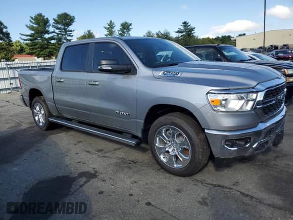 2022 Ram 1500 Big Horn z VIN 1C6RRFFG5NN297580, wystawiony jako Copart lot #70990105 z przebiegiem 376 mil mil oraz Czysty tytuł • Clean title. Historia ofert i sprzedaży dostępna na DreamBid. Obrazek 4.