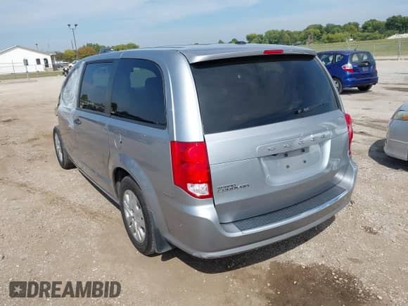 2019 Dodge Grand Caravan SE Plus with VIN 2C4RDGBG7KR547726, listed as a IAAI auction lot 43193230 with 135,469 mi miles and . Bid and sale history available at DreamBid. Image 3.