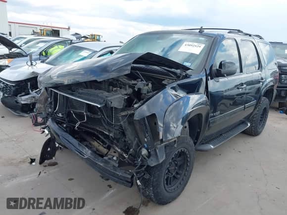 2013 Chevrolet Tahoe LT с VIN 1GNSKBE06DR373205, выставлен на аукционе IAAI как лот 43092529 с пробегом 160 043 миль миль и . История ставок и продаж доступна на DreamBid. Изображение 2.