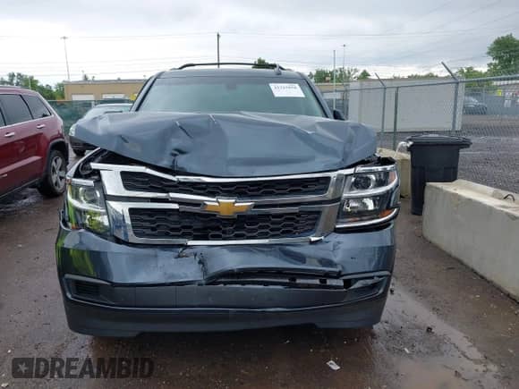 2019 Chevrolet Suburban LS с VIN 1GNSKGKC7KR244916, выставлен на аукционе IAAI как лот 42315858 с пробегом 69 555 миль миль и . История ставок и продаж доступна на DreamBid. Изображение 13.