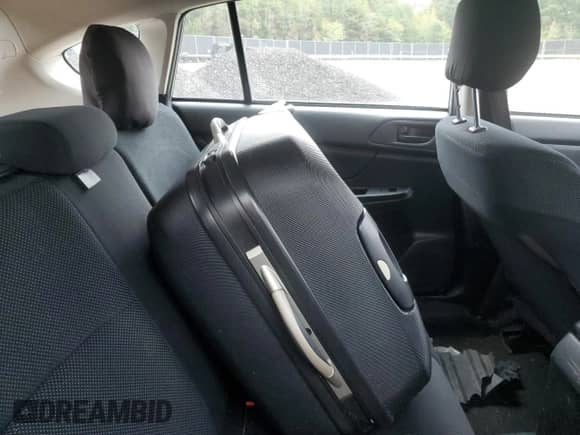 2012 Subaru Impreza 2.0i z VIN JF1GPAA68CH225670, wystawiony jako Copart lot #85568565 z przebiegiem Nie podano mil oraz Szkoda całkowita • Salvage title. Historia ofert i sprzedaży dostępna na DreamBid. Obrazek 10.