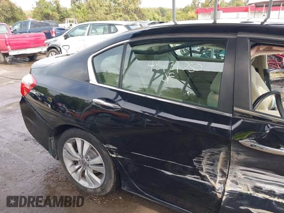 2014 Honda Accord EX-L with VIN 1HGCR2F84EA040080, listed as a IAAI auction lot 43431050 with 88,488 mi miles and . Bid and sale history available at DreamBid. Image 18.