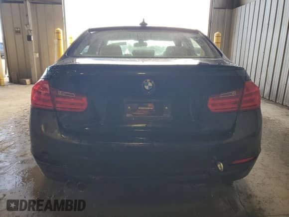 2014 BMW 3 Series 328i xDrive с VIN WBA3B5G5XENS07735, выставлен на аукционе Copart как лот 86817795 с пробегом 143 552 миль миль и Списание • Salvage title. История ставок и продаж доступна на DreamBid. Изображение 6.