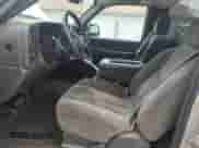 2006 Chevrolet Silverado 1500 Work Truck с VIN 3GCEK14V76G141762, выставлен на аукционе Copart как лот 62571485 с пробегом 129 526 миль миль и Чистый • Clean title. История ставок и продаж доступна на DreamBid. Изображение 7.