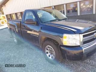 2008 Chevrolet Silverado 1500 Work Truck with VIN 1GCEK14X08Z196381, listed as a IAAI auction lot 40558539 with 123,701 mi miles and . Bid and sale history available at DreamBid. Image 1.